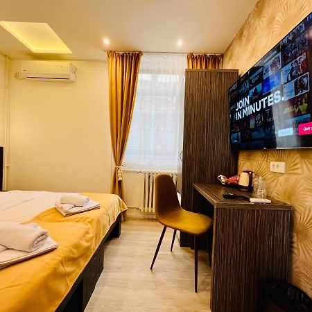 Side One Design Hotel Garni Belgrad Exterior foto