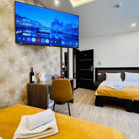 Side One Design Hotel Garni Belgrad Exterior foto