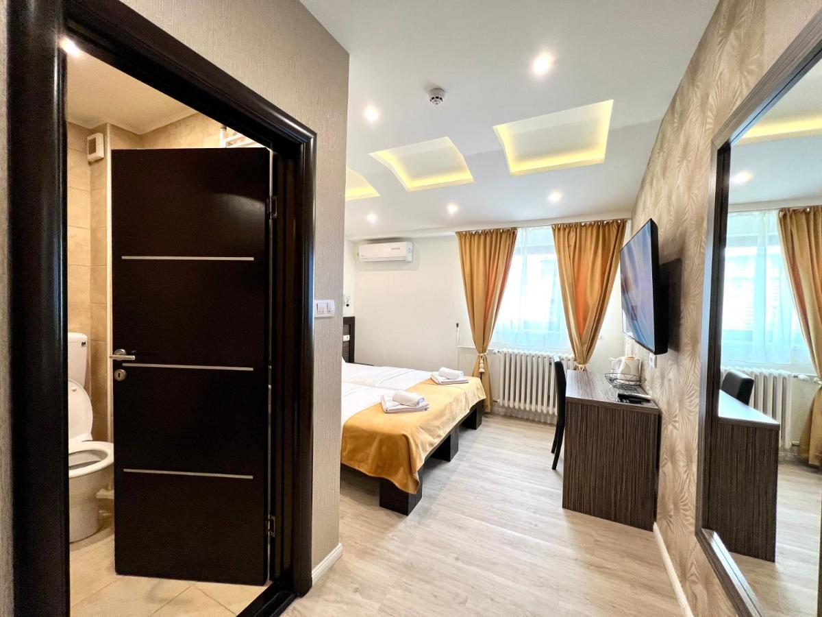 Side One Design Hotel Garni Belgrad Exterior foto