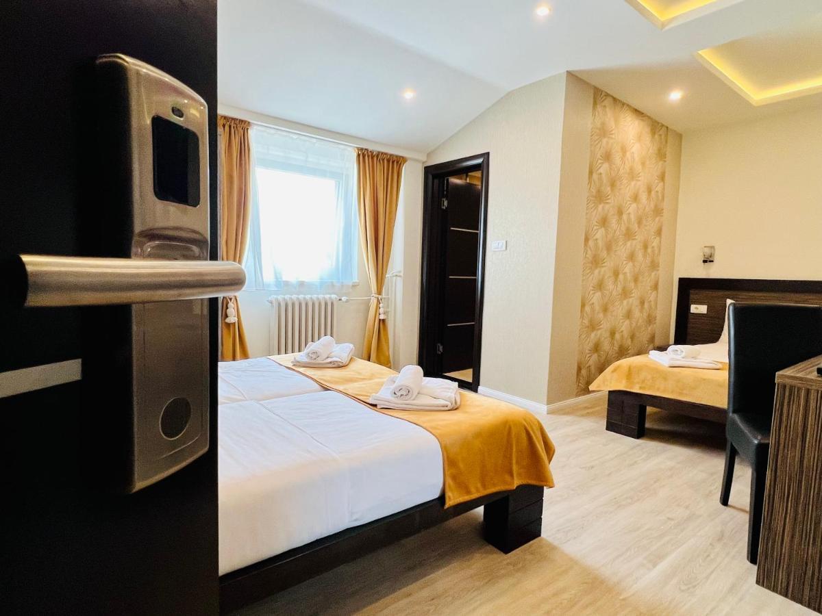 Side One Design Hotel Garni Belgrad Exterior foto
