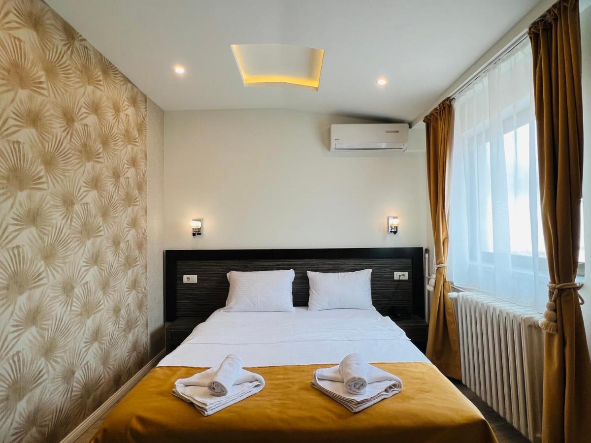 Side One Design Hotel Garni Belgrad Exterior foto