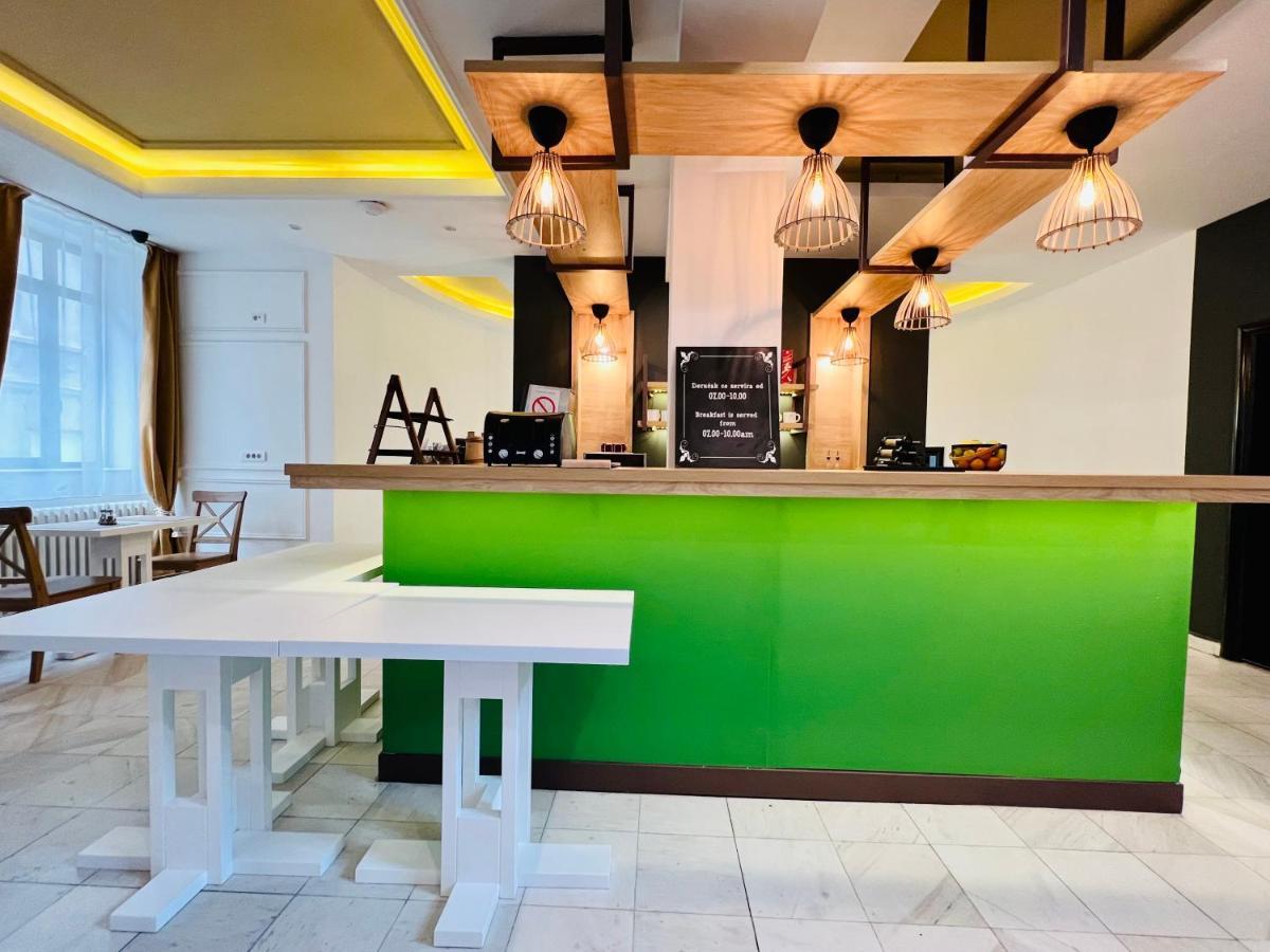Side One Design Hotel Garni Belgrad Exterior foto