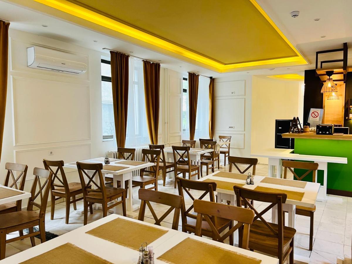Side One Design Hotel Garni Belgrad Exterior foto