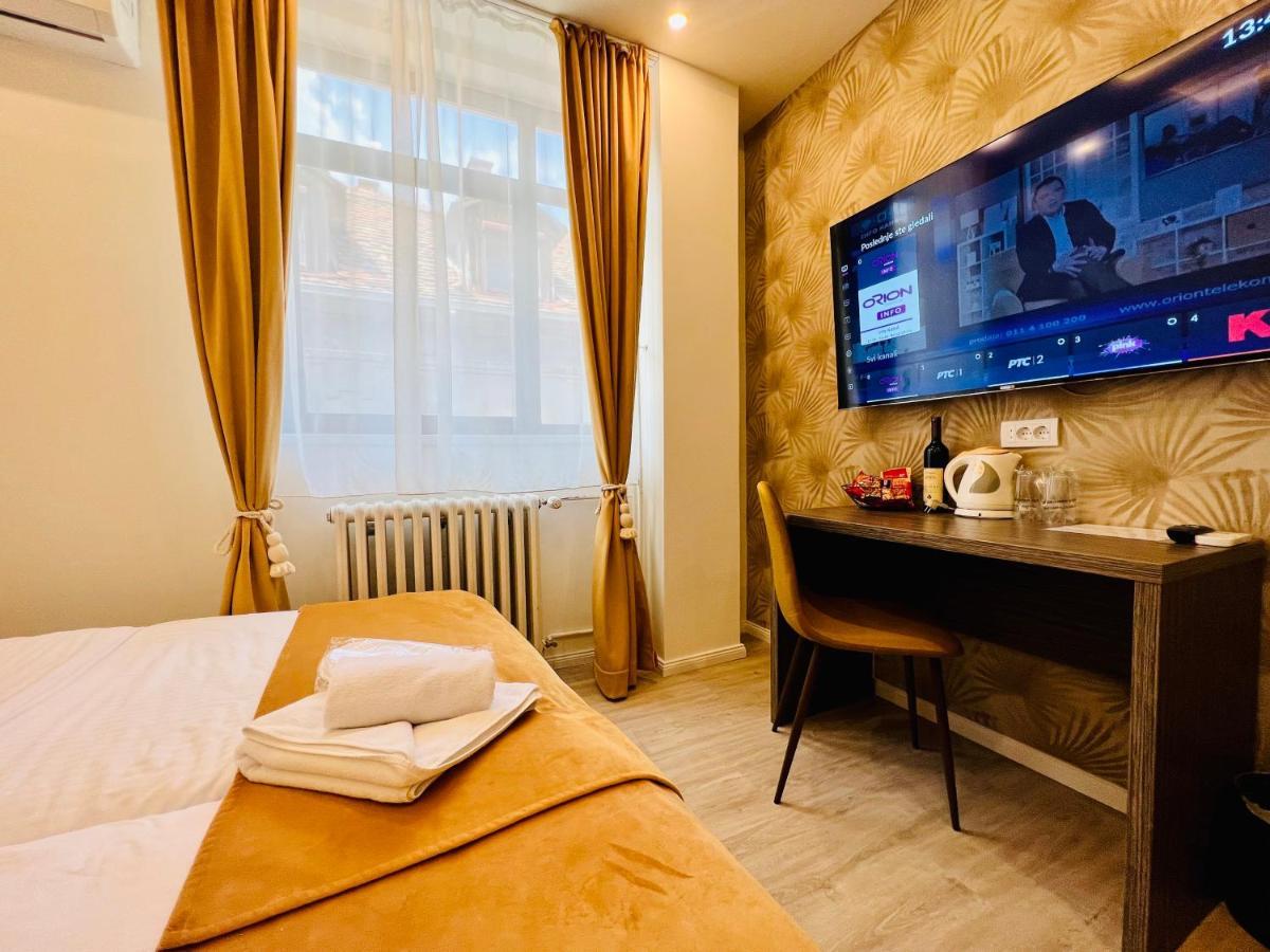 Side One Design Hotel Garni Belgrad Exterior foto